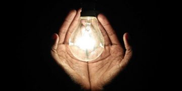 CAMPAÑA CONTRA LOS CORTES DE LUZ