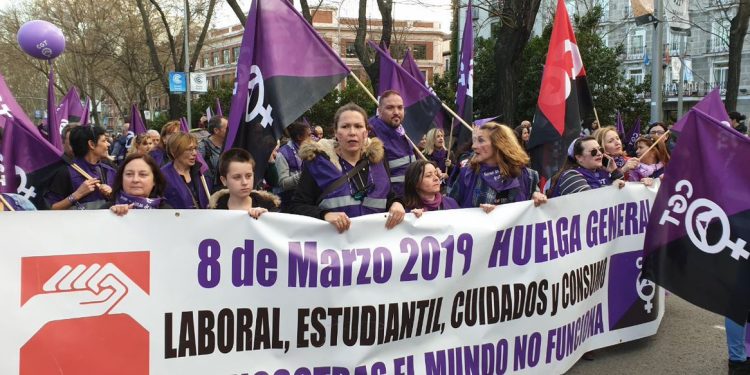 CGT califica de éxito el seguimiento de la jornada de Huelga General de este 8 de marzo